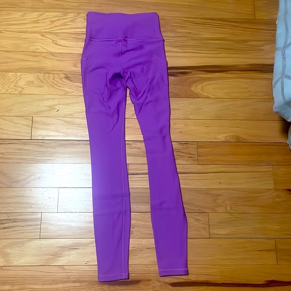 Fast and Free HR Tight 28” *Fl with pockets - Picture 2 of 4